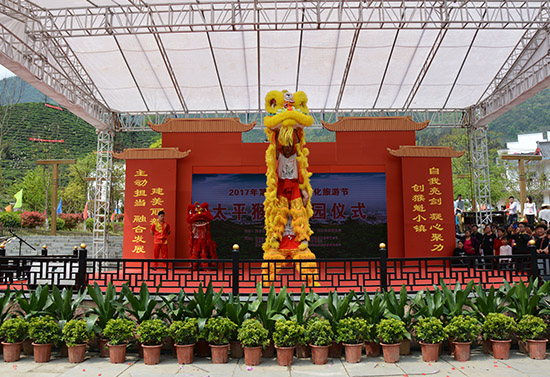 1 550px.jpg